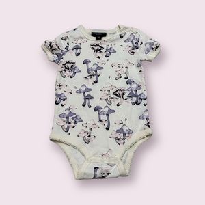 Victoria Beckham For Target Cream Purple Mushroom One Piece S/S Body Suit 12 Mon